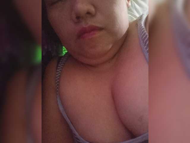 Chemaihot96 live cam on BongaCams