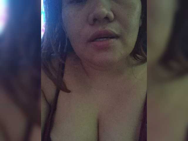 Chemaihot96 live cam on BongaCams
