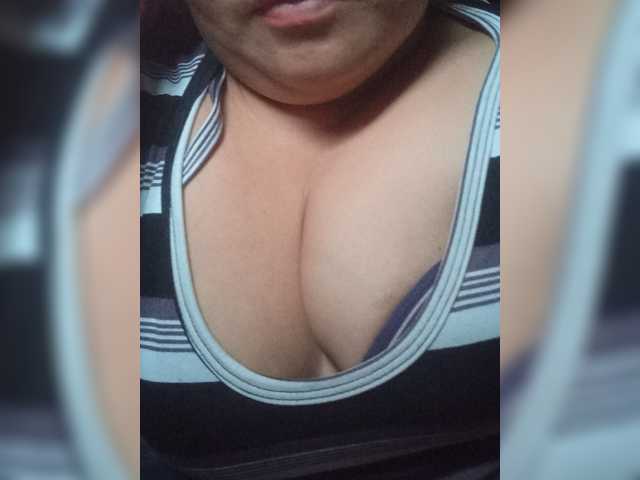 Chemaihot96 live cam on BongaCams