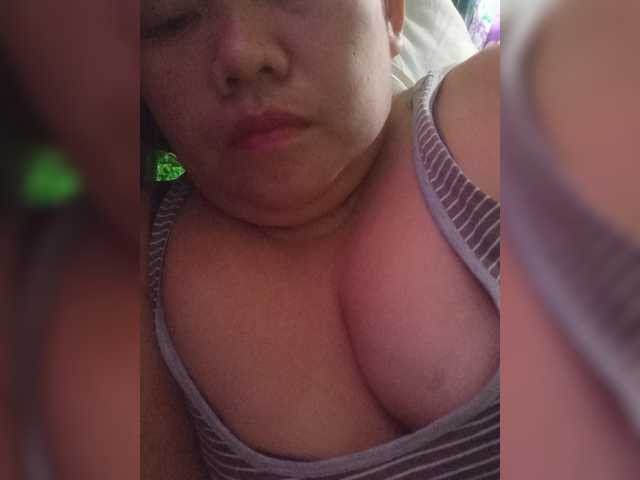 Chemaihot96 live cam on BongaCams