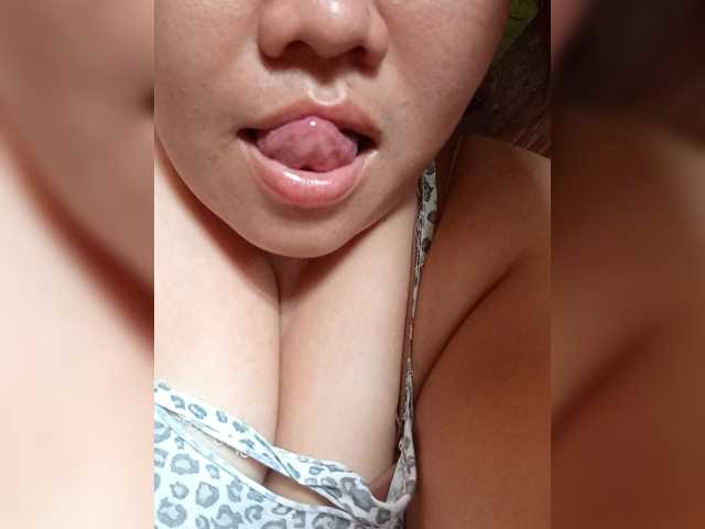 Chemaihot96's BongaCams show and profile