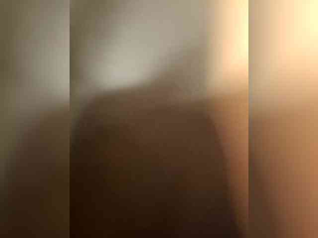 Tvoimalchik111 webcam