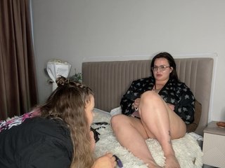 Twixsticks2 Porn Show