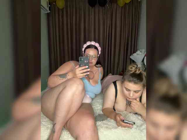 Twixsticks2 Sex Cam Show