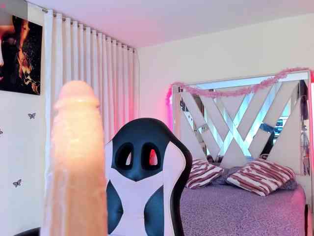himiko-togaa webcam
