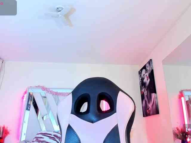 himiko-togaa webcam