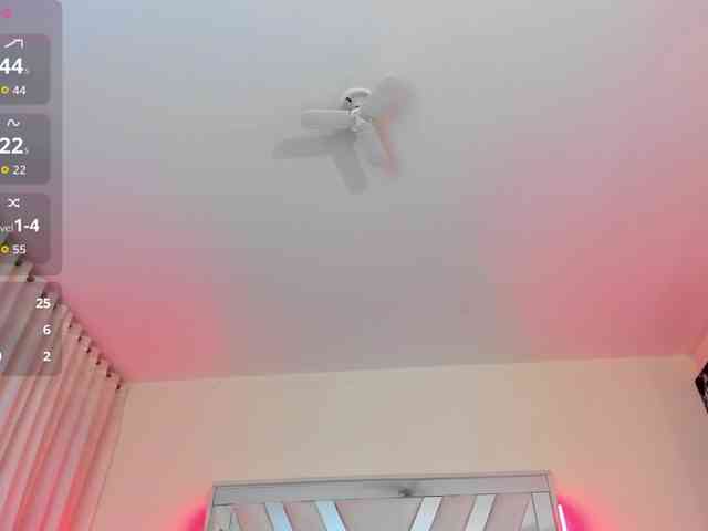himiko-togaa webcam