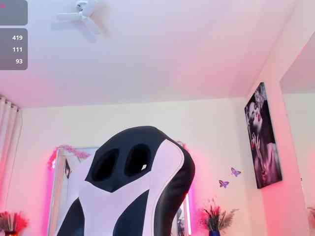 himiko-togaa Live Webcam on BongaCams