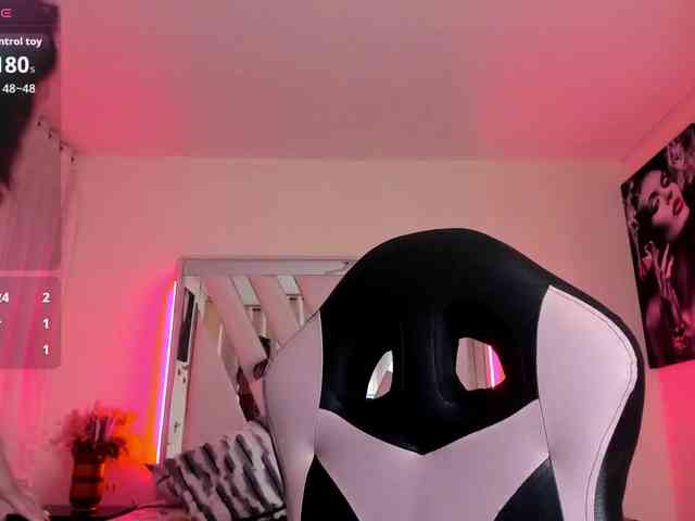 himiko-togaa webcam