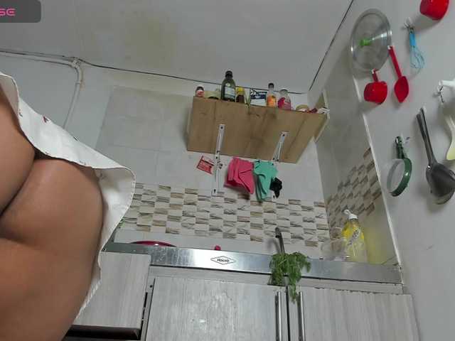 Catabloom1 live cam on BongaCams