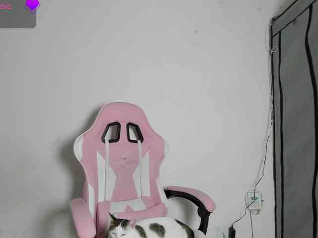 Catabloom1