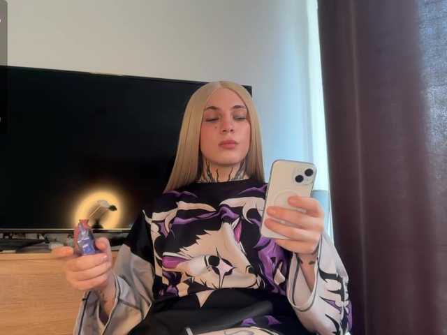 Chloevesper — live trans cam