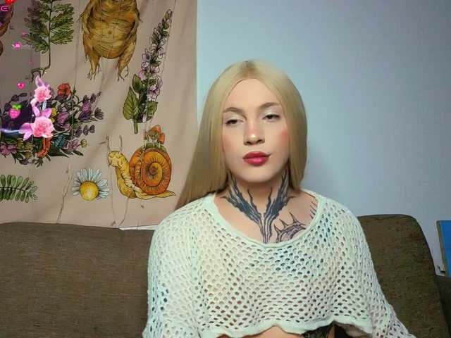 go to chat with Chloevesper