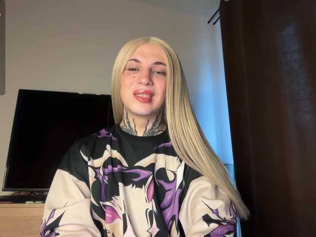Chloevesper — live trans cam