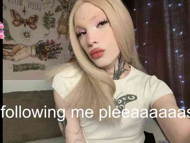 1lola4ka Live Webcam on BongaCams