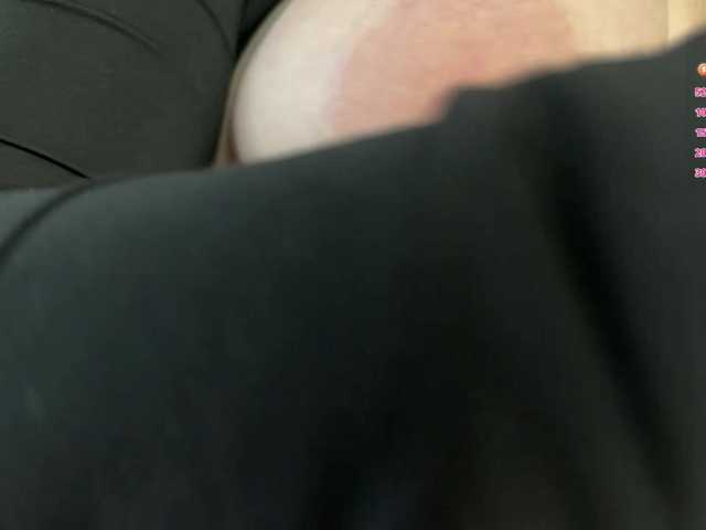 MyongBuba live cam on BongaCams