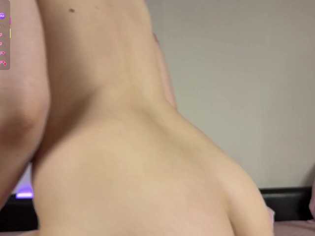 MyongBuba live cam on BongaCams
