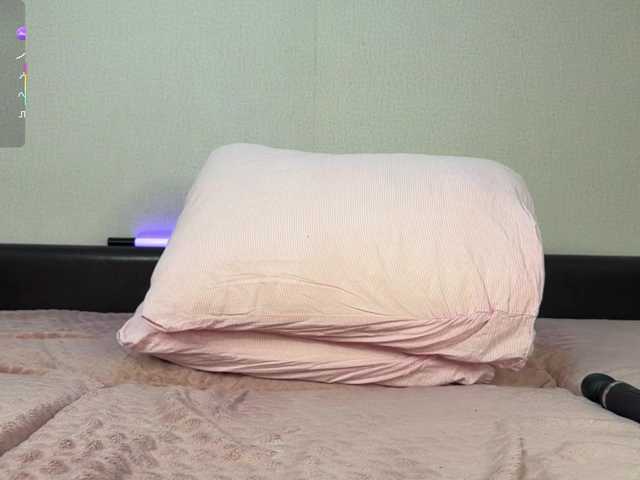 MyongBuba live cam on BongaCams