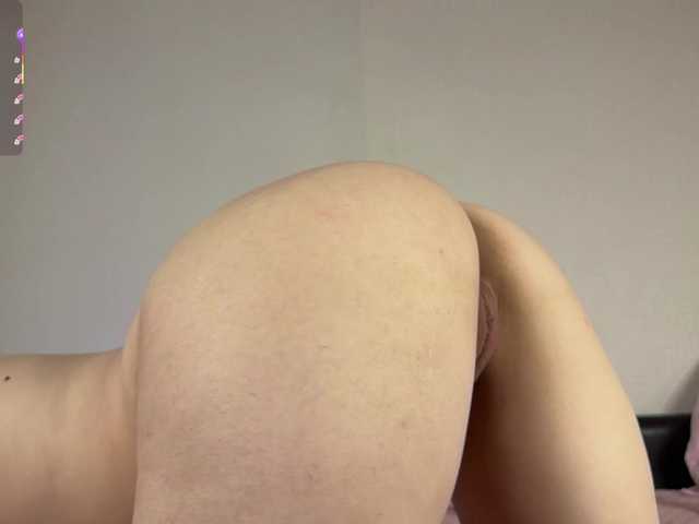 MyongBuba live cam on BongaCams