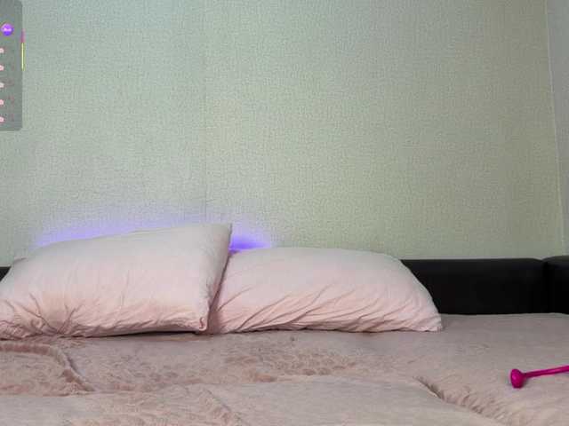 MyongBuba live cam on BongaCams
