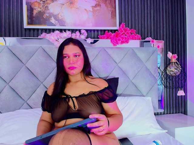 Sara-Channel live cam on BongaCams