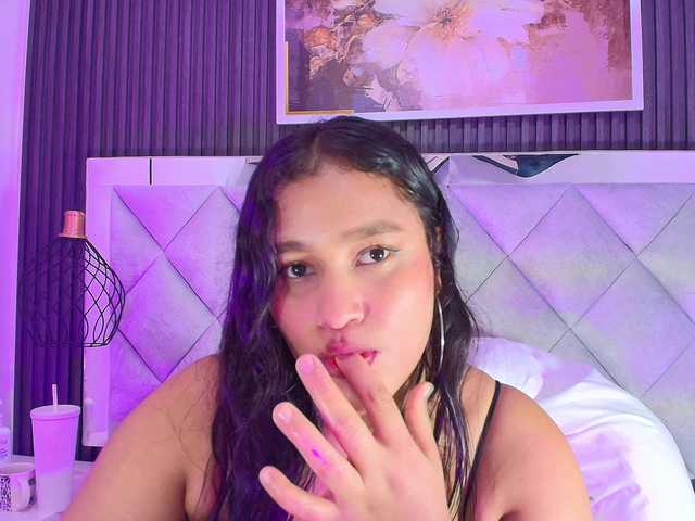Sara-Channel live cam on BongaCams