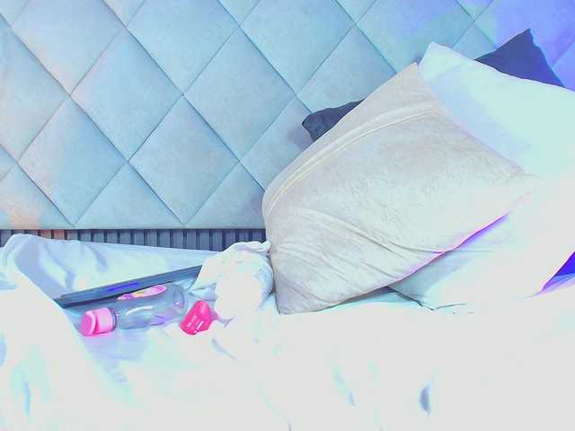 Sara-Channel live cam on BongaCams