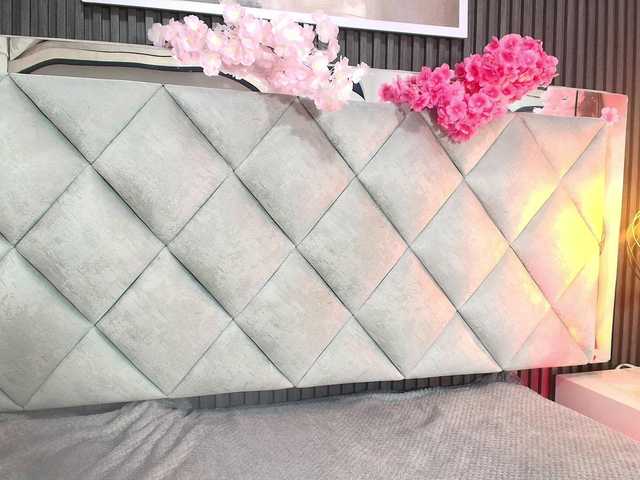 Sara-Channel's BongaCams show and profile