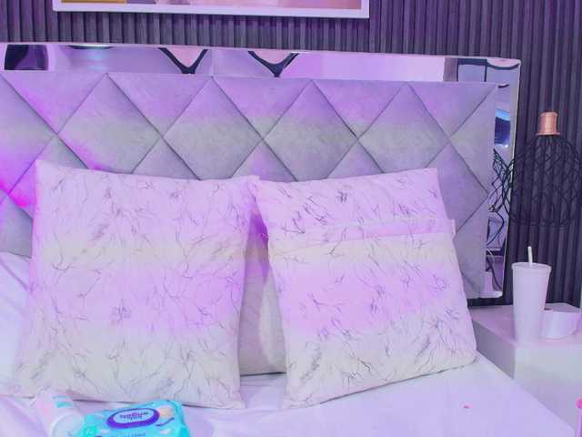 Sara-Channel live cam on BongaCams