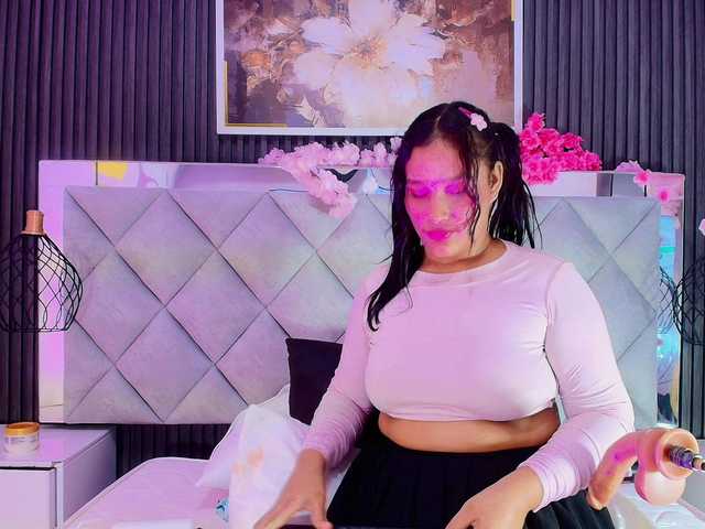Sara-Channel live cam on BongaCams