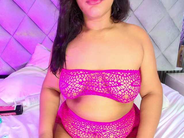 Sara-Channel live cam on BongaCams