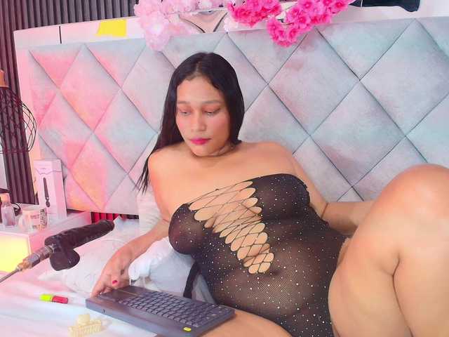 Sara-Channel's BongaCams show and profile