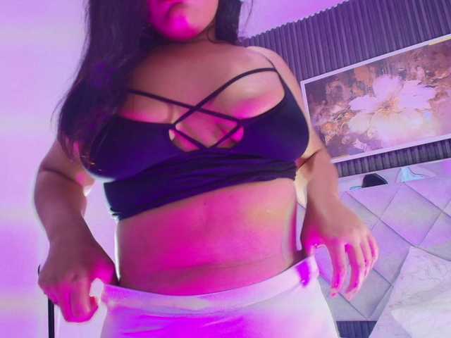 Sara-Channel live cam on BongaCams