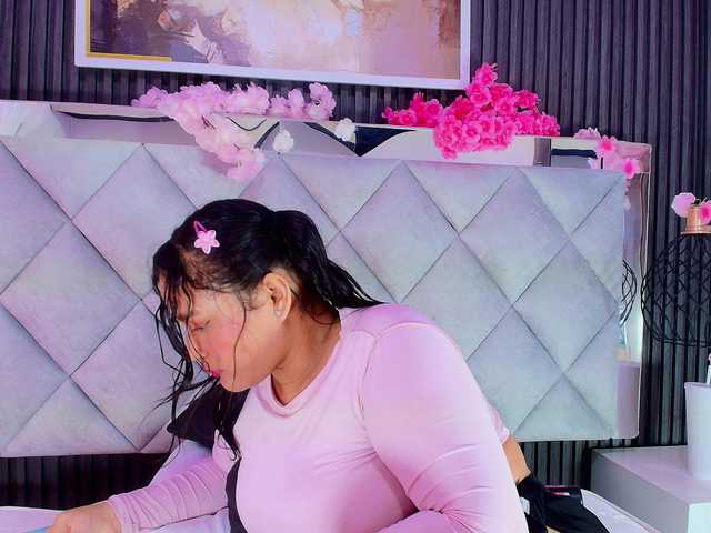 Sara-Channel live cam on BongaCams