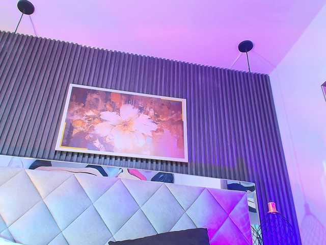 Sara-Channel live webcam show