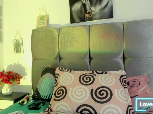 Skay-wish live cam on BongaCams