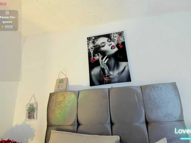 Skay-wish live cam on BongaCams