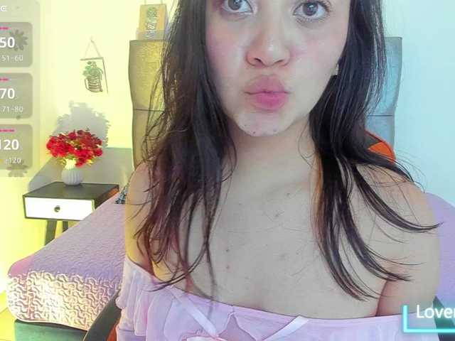 Skay-wish live cam on BongaCams