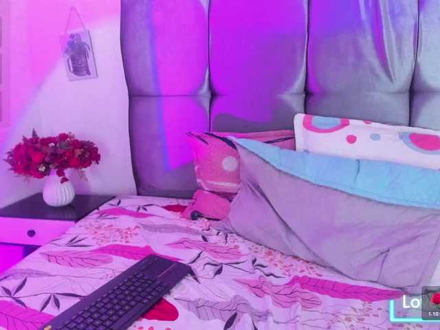 Skay-wish live cam on BongaCams