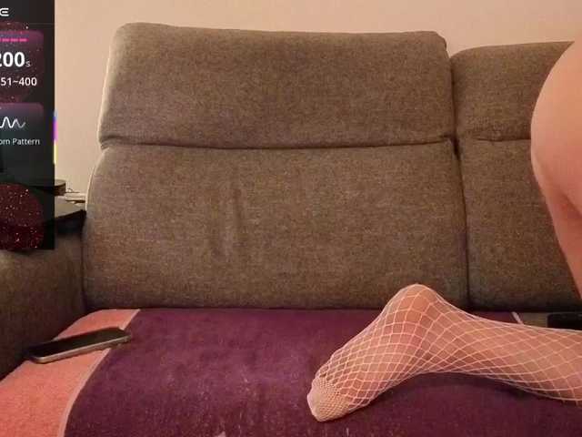 Lapetitefrenchie83 live cam on UnifiedCams
