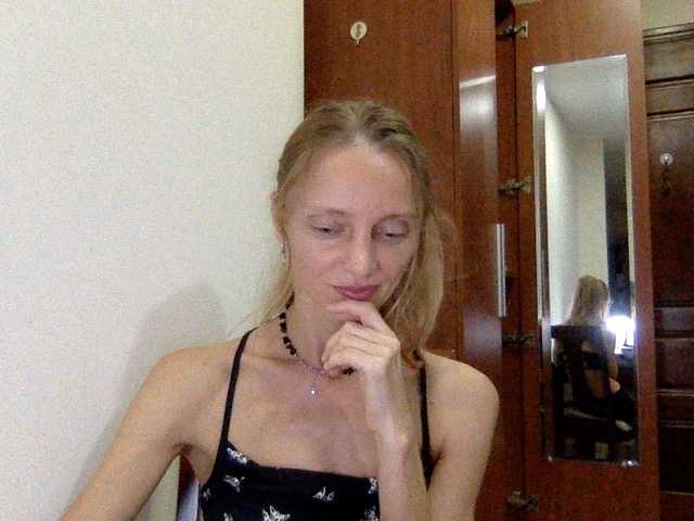 Evangelika live cam on BongaCams