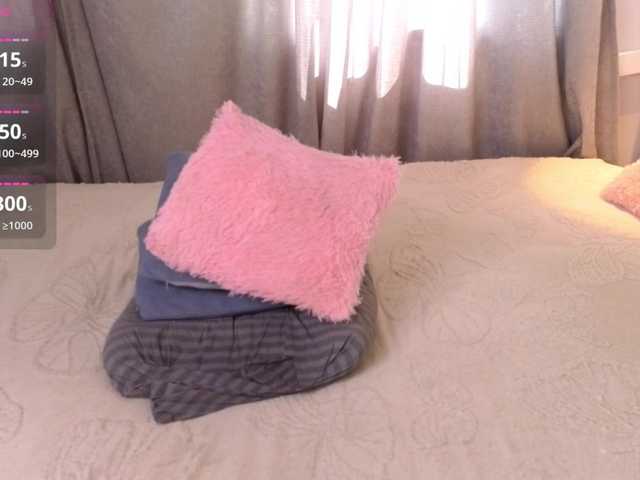 hikom1o live cam on BongaCams
