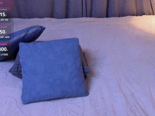 hikom1o live cam on BongaCams