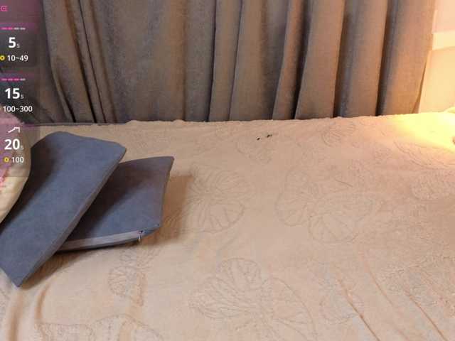 hikom1o live cam on BongaCams