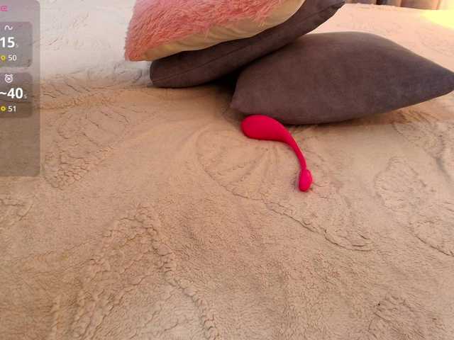 hikom1o live cam on BongaCams