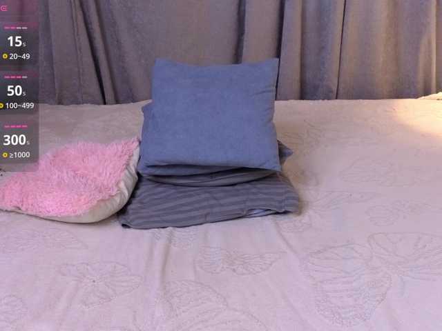 hikom1o live cam on BongaCams