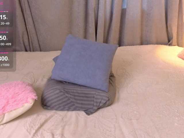 hikom1o live cam on BongaCams