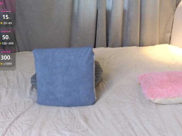 hikom1o live cam on BongaCams