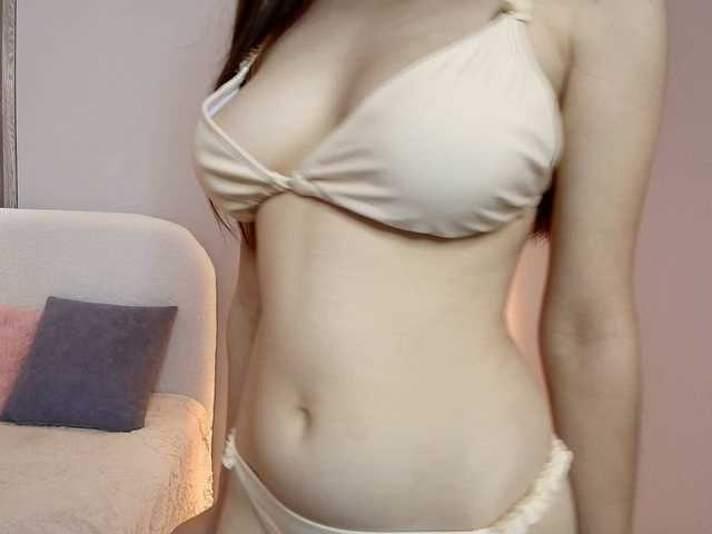 hikom1o live cam on BongaCams