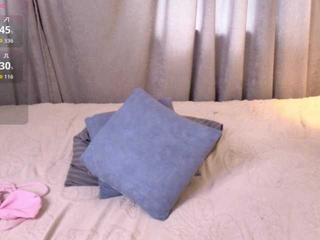 hikom1o live cam on BongaCams